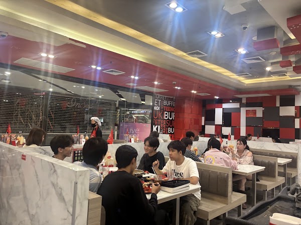 Suki Teenoi MBK Center 4