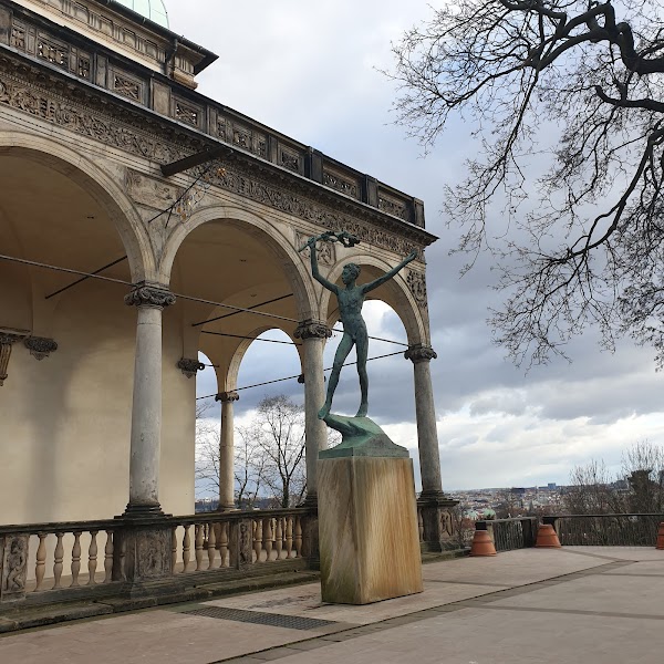 Queen Anne's Summer Palace 2