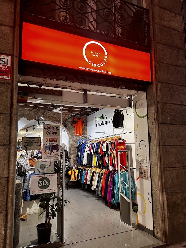 CIRCULAR second hand