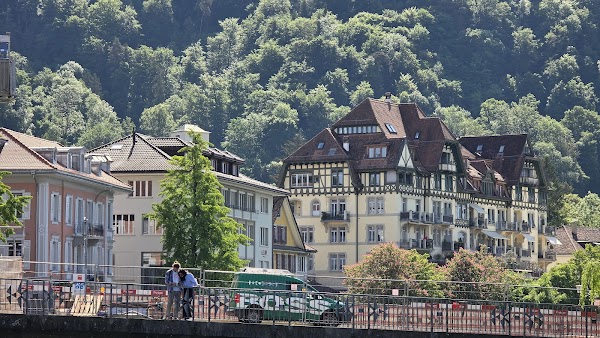 Thun 4