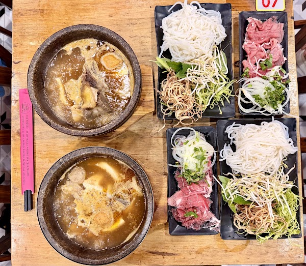 BẾP ÔNG CẬU | BÚN BÒ THỐ ĐÁ QUẬN 1 4