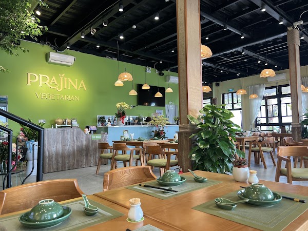Prajina Vegetarian 3
