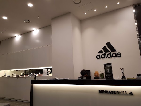 Adidas Runbase Seoul 4