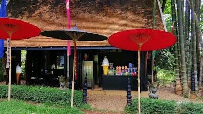 Baan Dam Museum