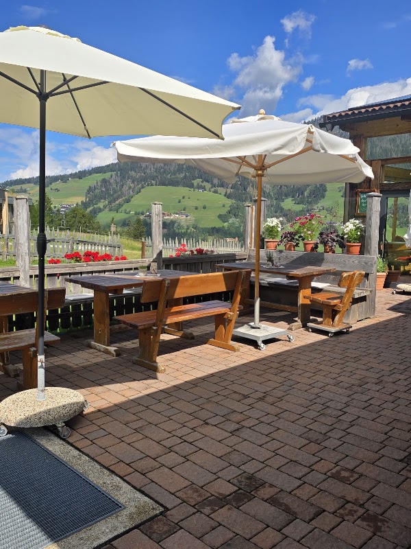 Jora Mountain Dining