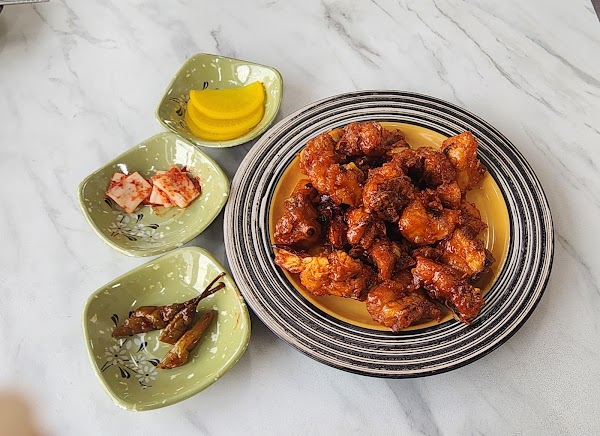 Huisin's Chicken Specialty Restaurant 5