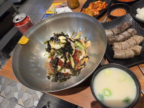 Daegeon Myeongga Dwaeji-gukbap 5