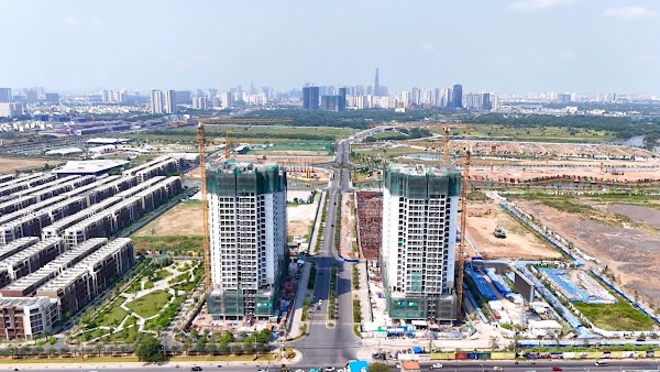 The Global City