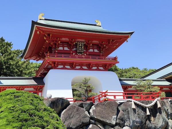 Akama-jingu Shrine