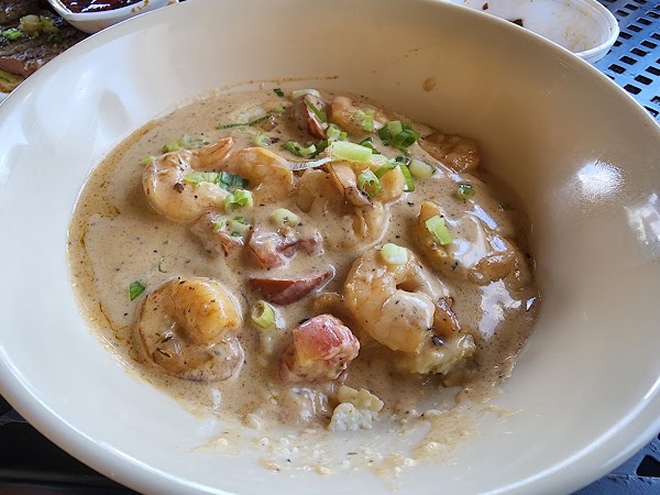 Milk and Honey Restaurant at Cascade 4