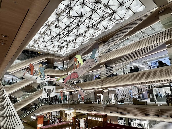GINZA SIX 3