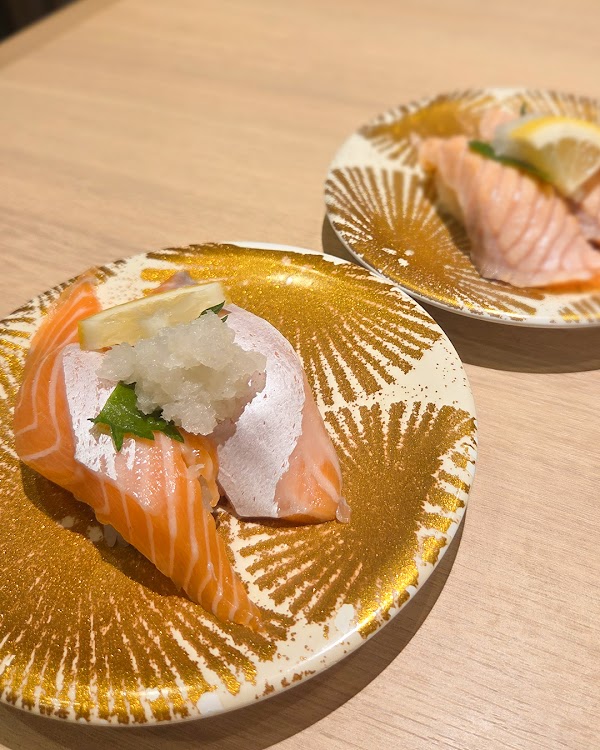 Daiki-suisan kaitenzushi Dotombori 3