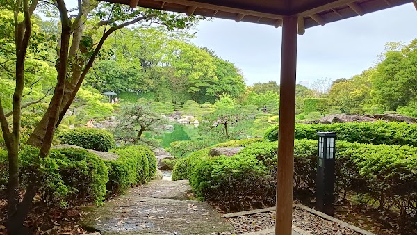 Ohori Park Japanese Garden 3