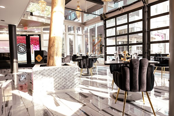 SupperClub on Belcourt 1