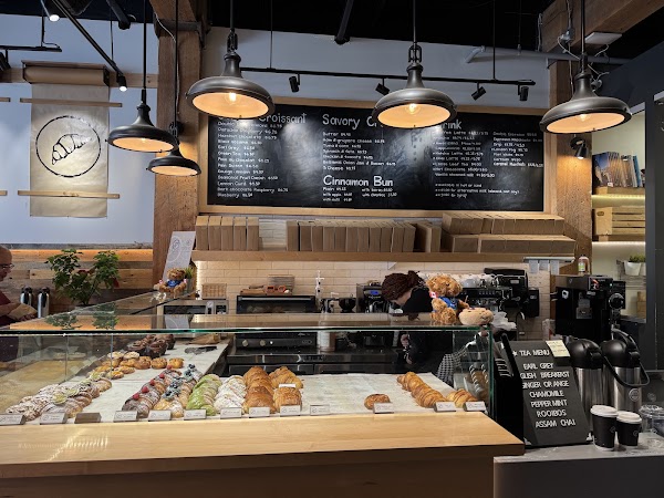 Angus T Bakery & Café - Yaletown 2