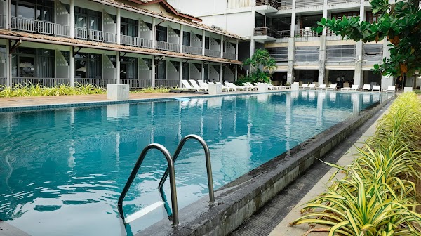 Paradise Beach Club