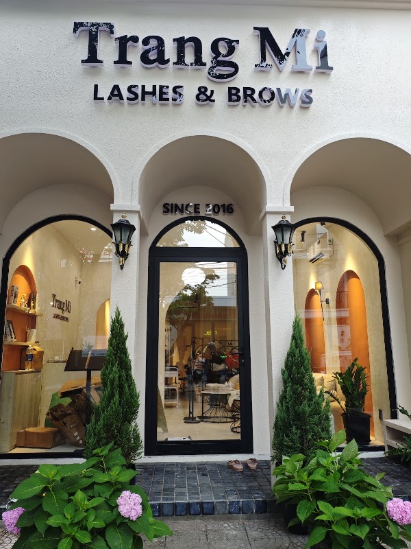 Trang Mi Lashes & Brows 5