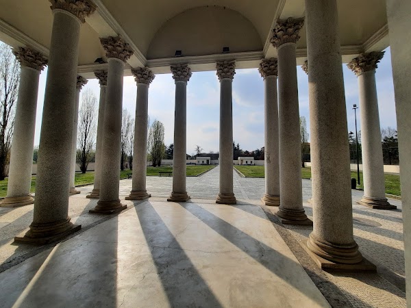 Mausoleo della Bela Rosin 3