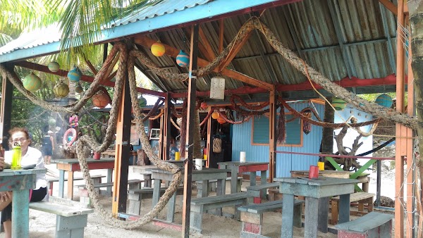 Roland Roots Reggae Bar & Restaurant