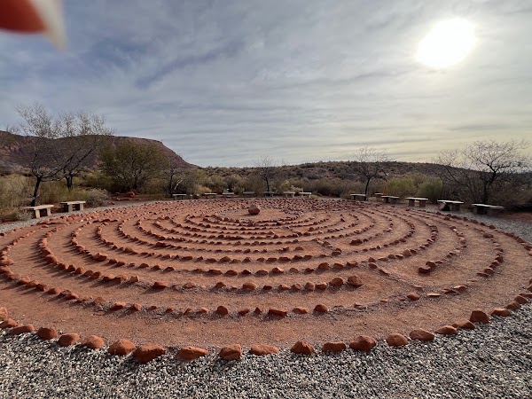 Kayenta Desert Rose Labyrinth 1
