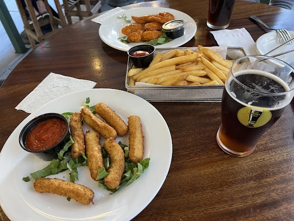 Connolly's 4
