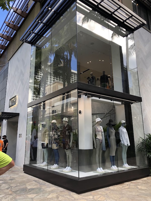 Kith Hawaii 🛒