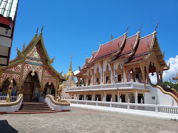 Doi Saket District 2