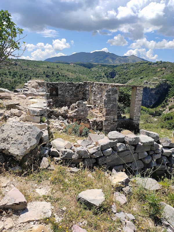 Nivicë 4