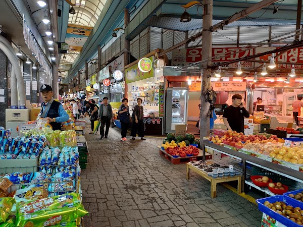 Singi Market 4