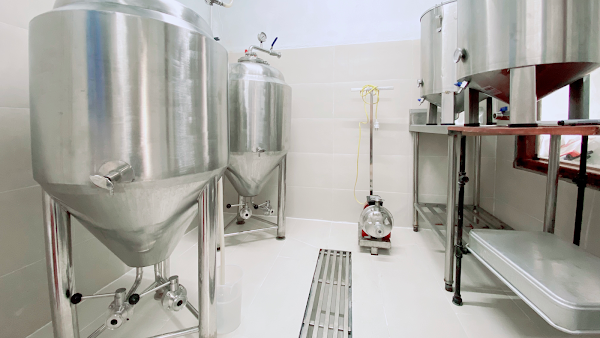 BIA NHÀ BREWHOUSE - Danang Local Craft Beer (1st place)
