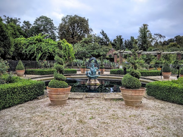 Golders Hill Park 5