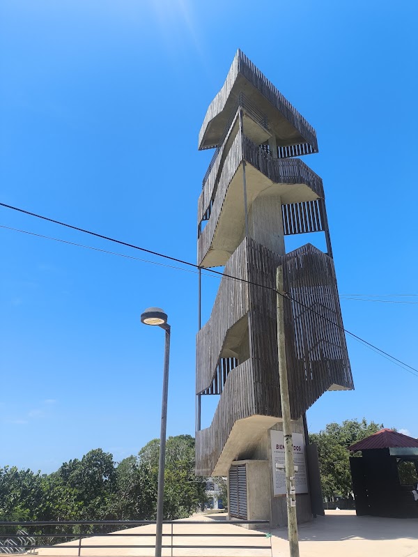 Plaza del Mirador de Calderitas 1