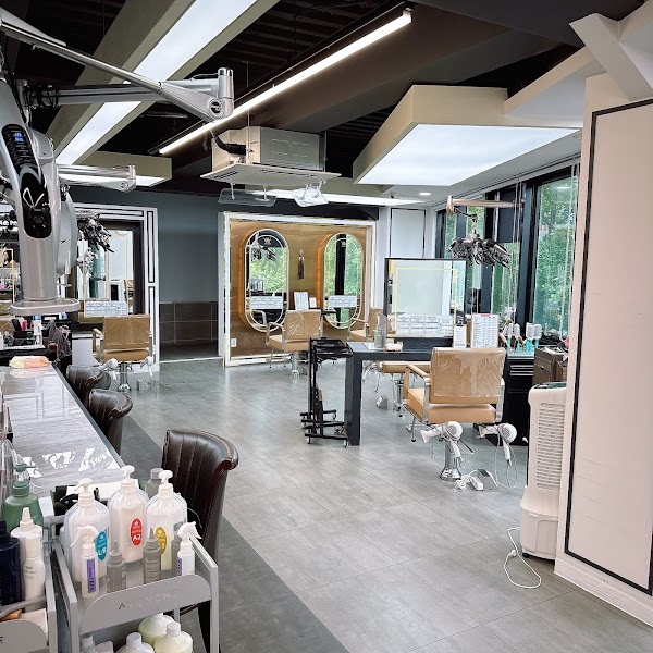 AVA HAIR HanNam YakSu Branch | Korean Seoul Hair Salon | AVA HAIR 汉南药水店 | AVA HAIR 漢南藥水店 | 首尔美发店 4