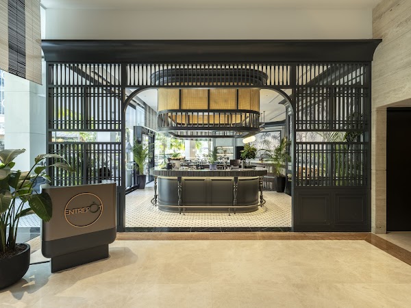 Entrepôt Restaurant