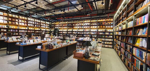 ARC·N·BOOK - Lotte World Mall 4