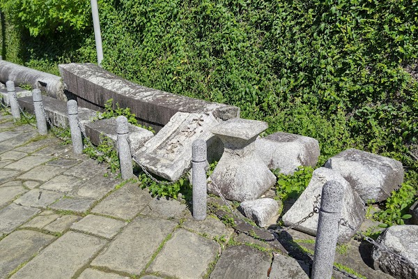 Sanno Shrine one-legged Torii Gate 4