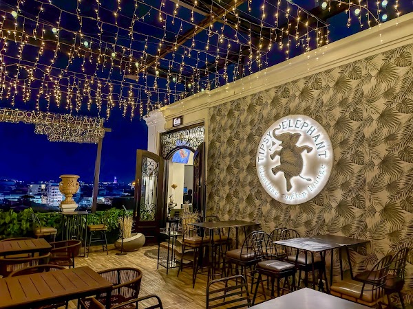 Tipsy Elephant Vientiane Rooftop Lounge