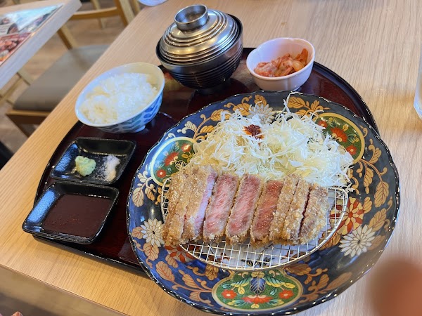 Halal Wagyu Ramen & Gyukatsu GYUMON Kaminarimon Tokyo Asakusa 4