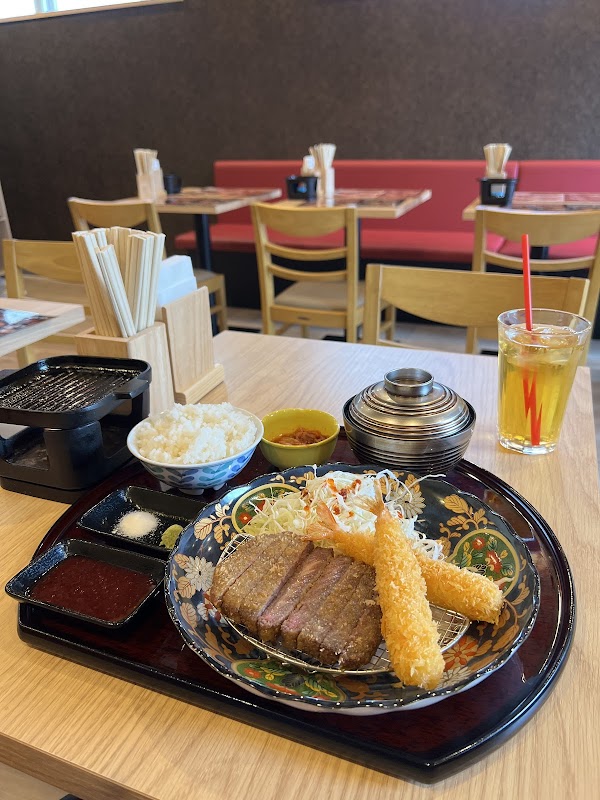 Halal Wagyu Ramen & Gyukatsu GYUMON Kaminarimon Tokyo Asakusa 2
