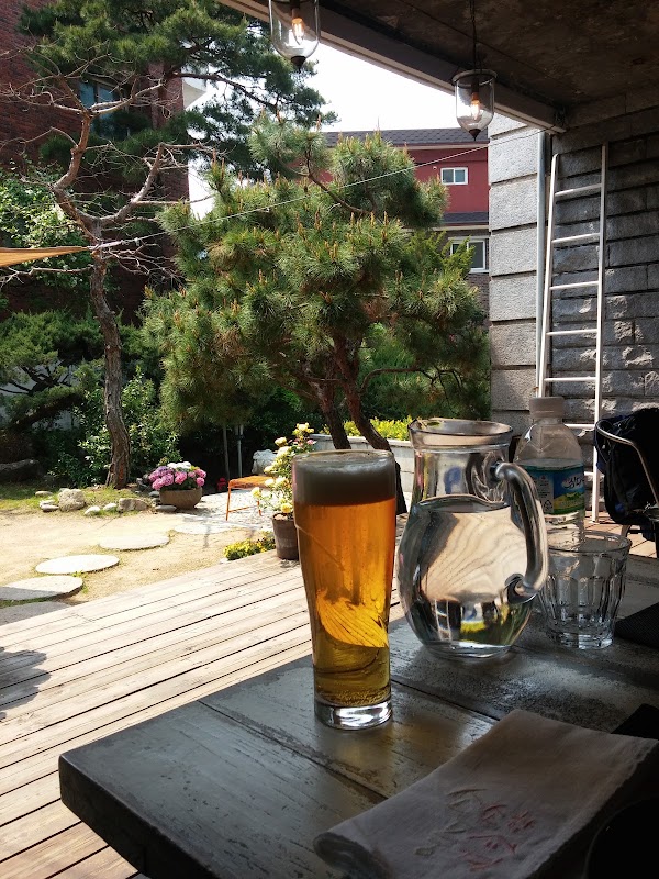 Baekseokdong-gil 3