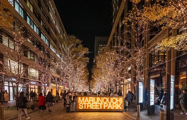 Marunouchi Naka-dori St. 1