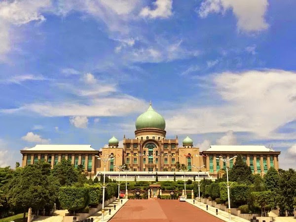 Putra Perdana Park 4
