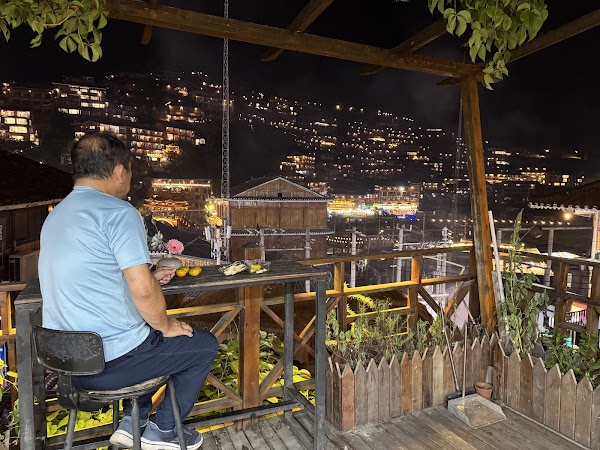 Xijiang Miao Village Family Hotel 3
