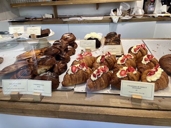 Kuro Bakery 4