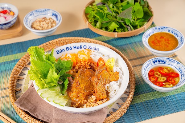 Bún bò Huế O Xuân 5