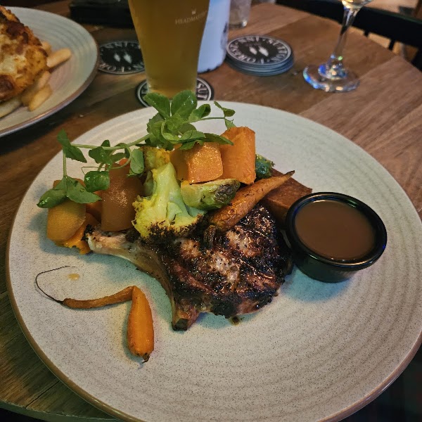 Sutton Forest Inn 4