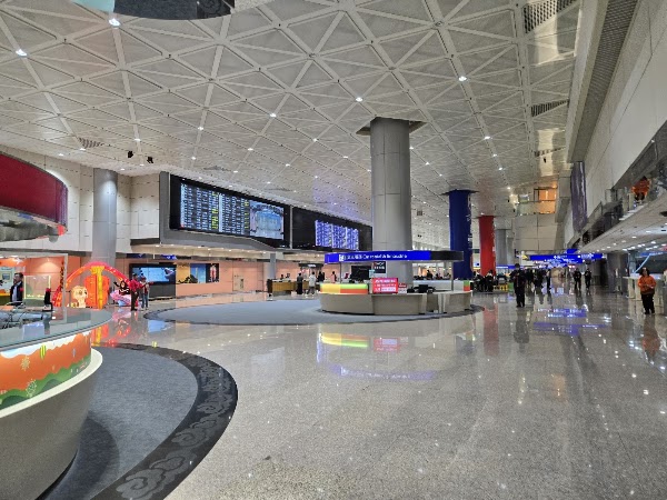 桃園國際機場 第二航廈 接機處 1