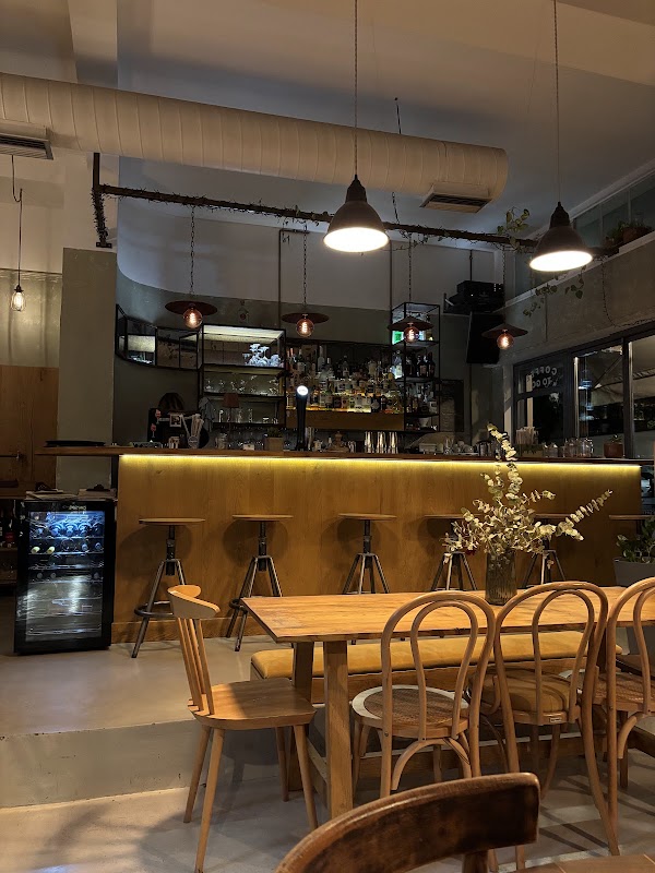 Salute Bistro