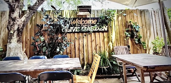 Tasca Dominion Road 2