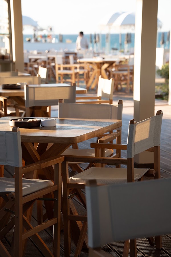 FIKO by the beach 2